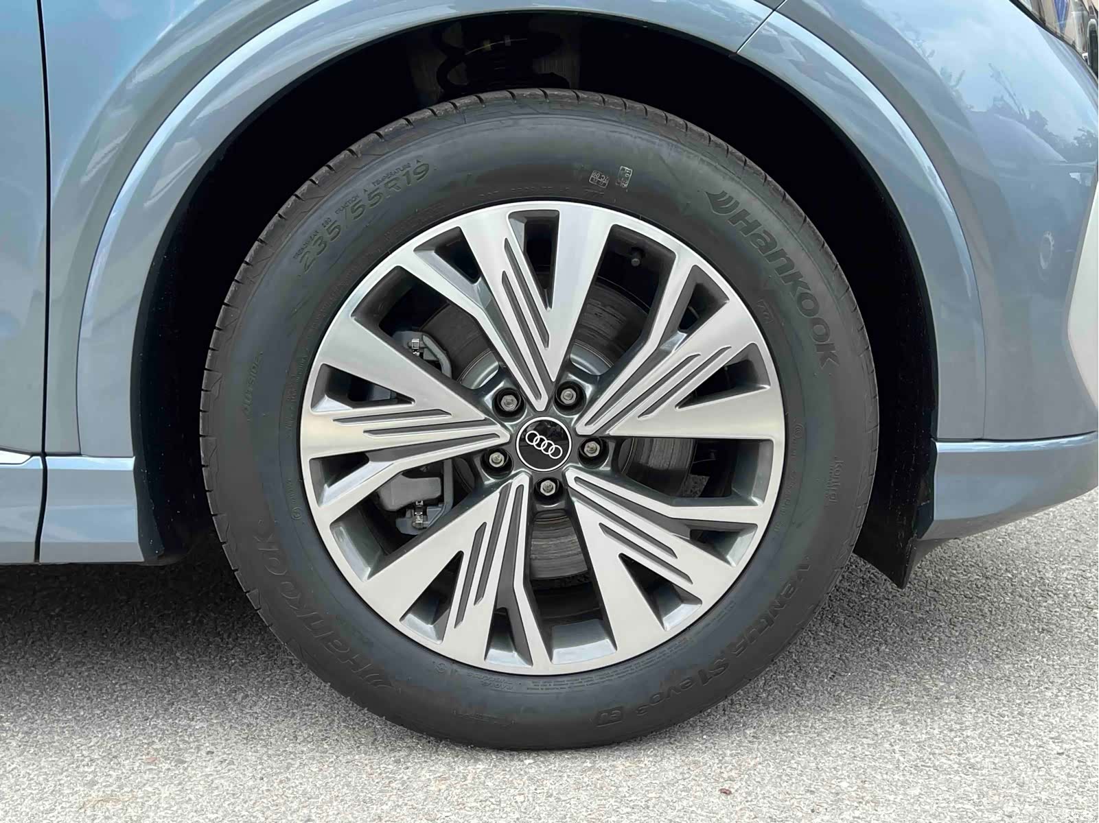 Audi Q4 e-tron, 2026 4