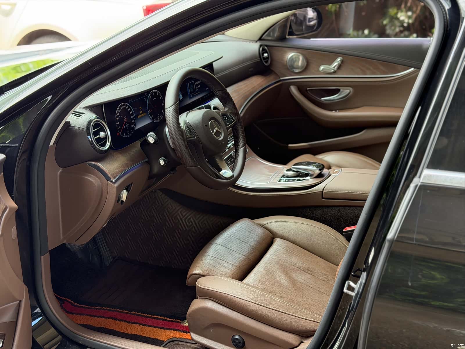 Mercedes-Benz E-Class, 2018 4