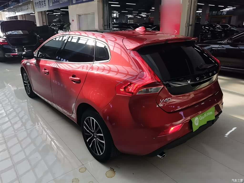 Volvo V40, 2019 все фото
