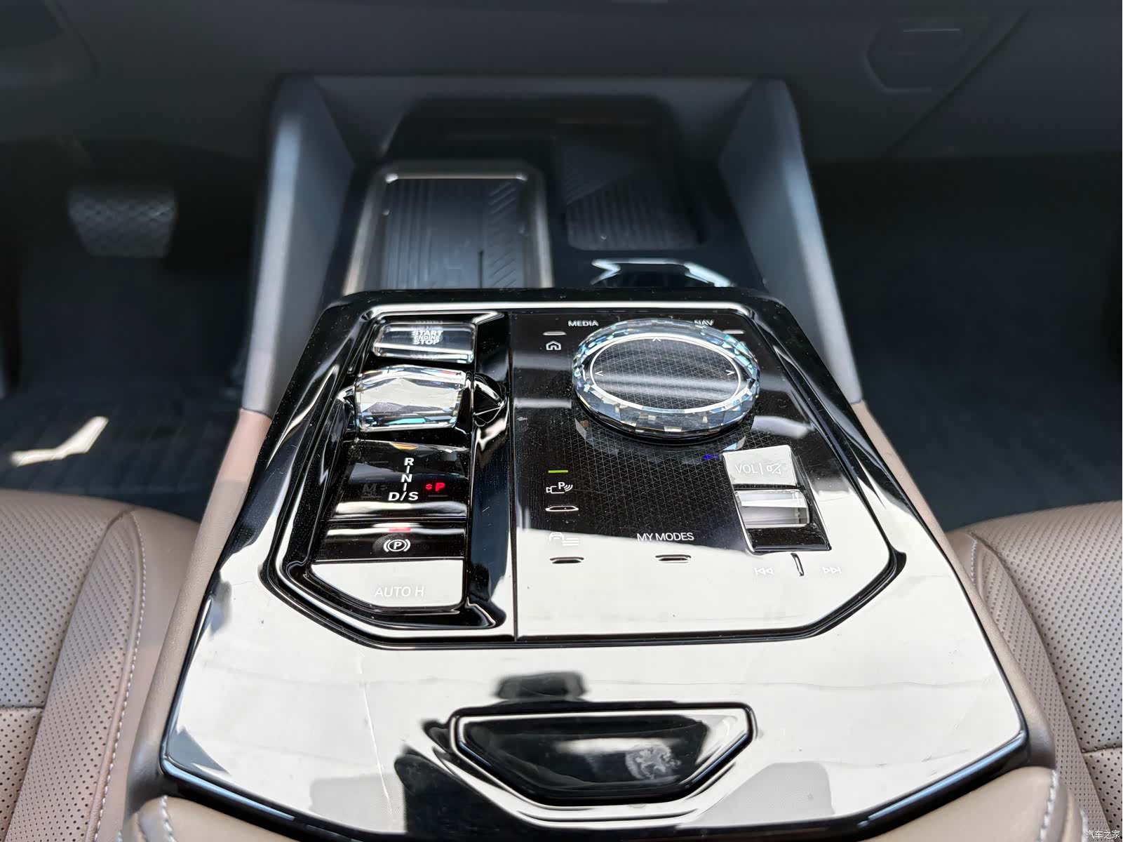 BMW 5 Series, 2025 21