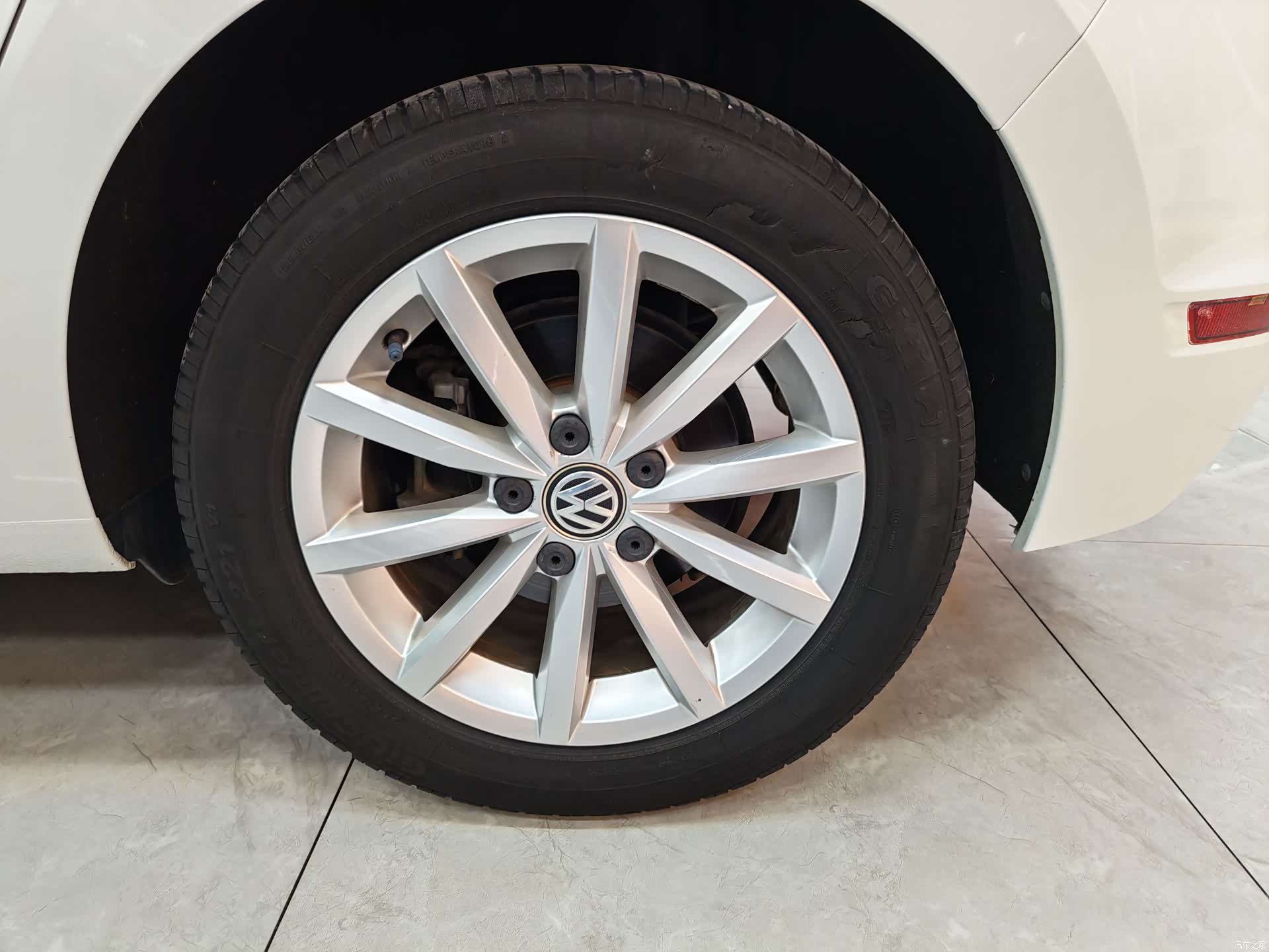 Volkswagen Golf, 2020 10