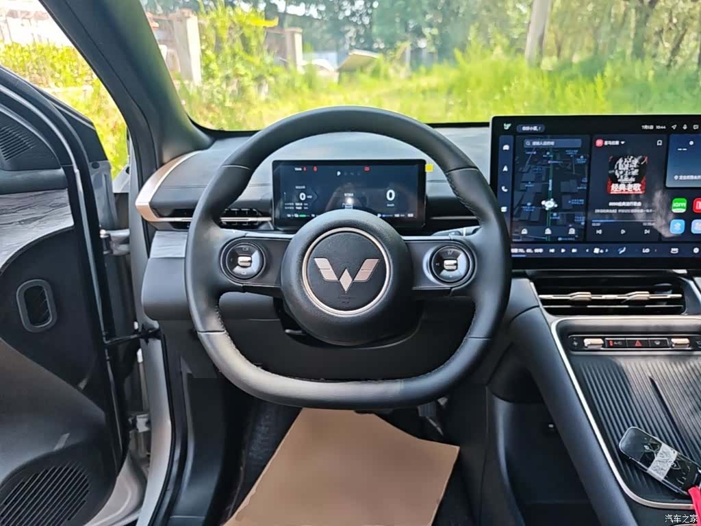 Wuling Starlight, 2024 11