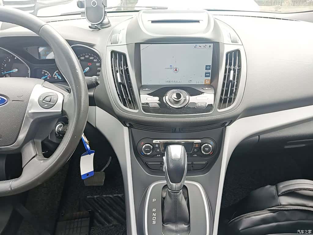 Ford Kuga, 2015 13