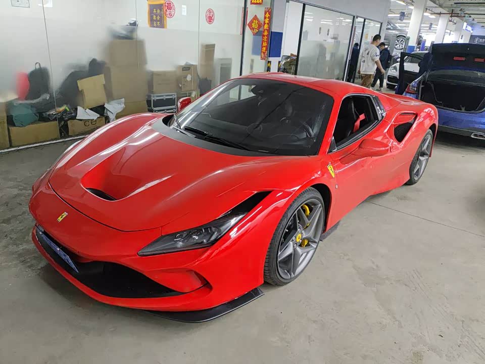 Ferrari F8