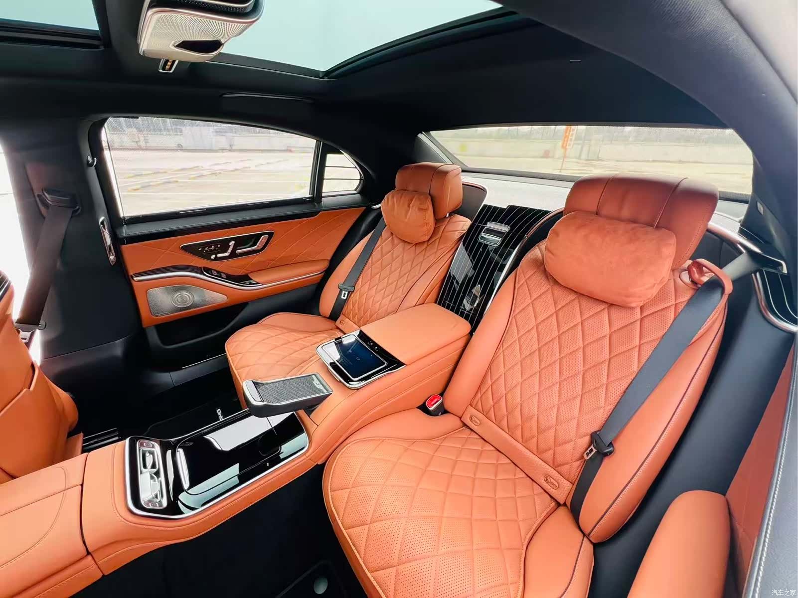 Mercedes-Benz S-Class, 2022 8