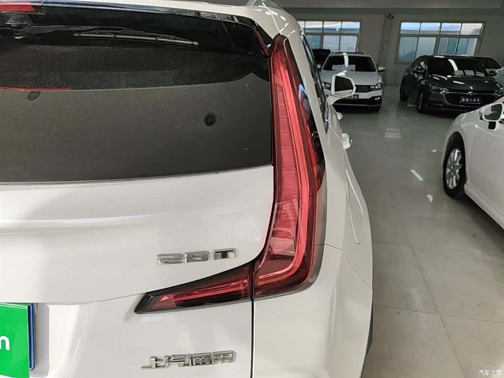 Cadillac XT4, 2019 8