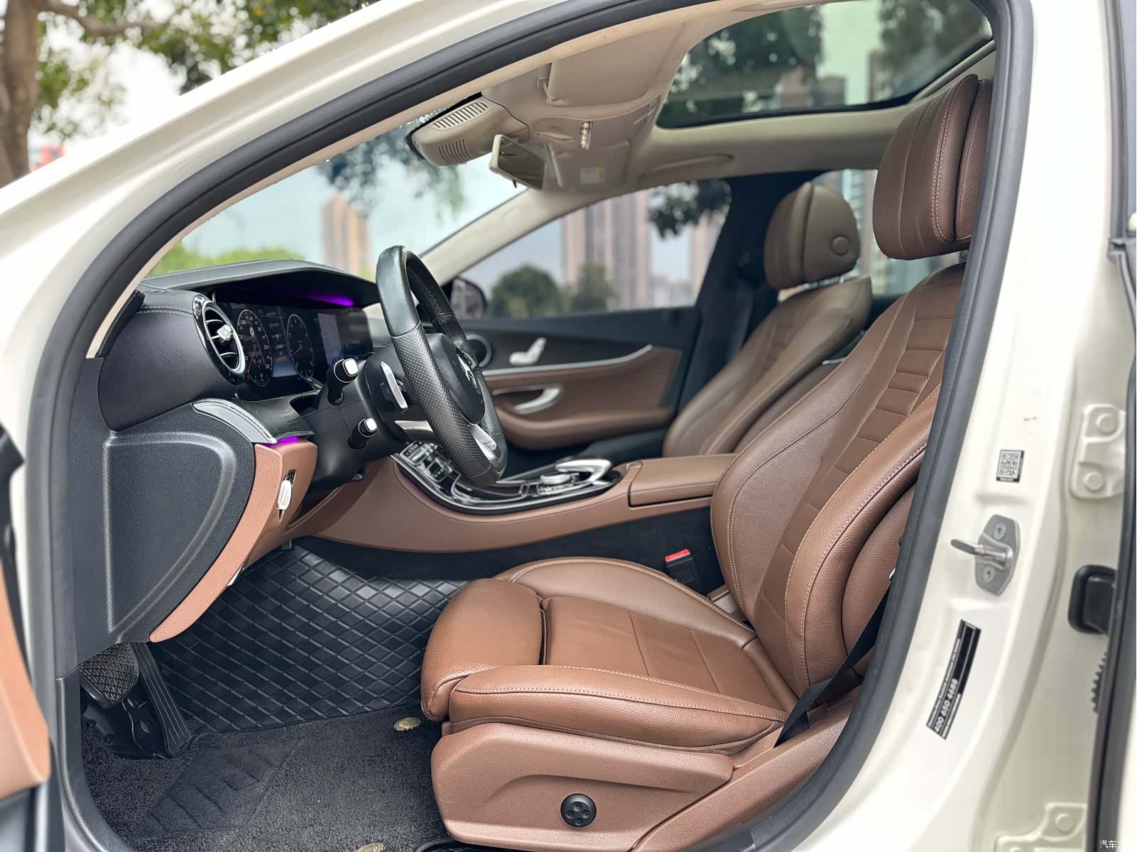 Mercedes-Benz E-Class, 2017 12