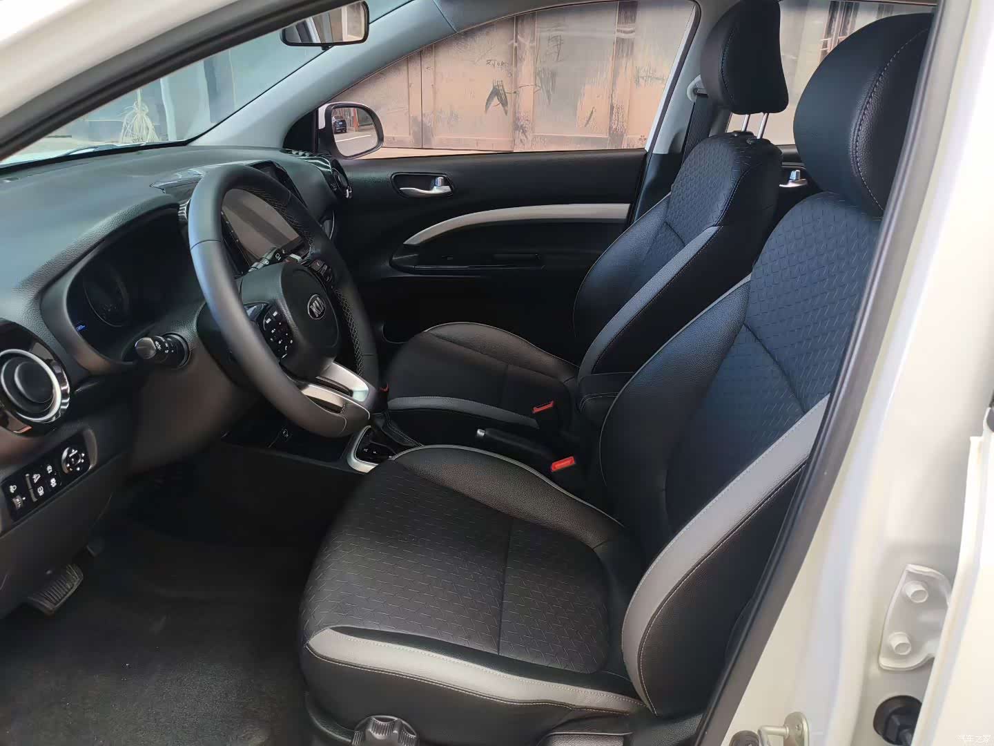Kia KX1, 2019 7