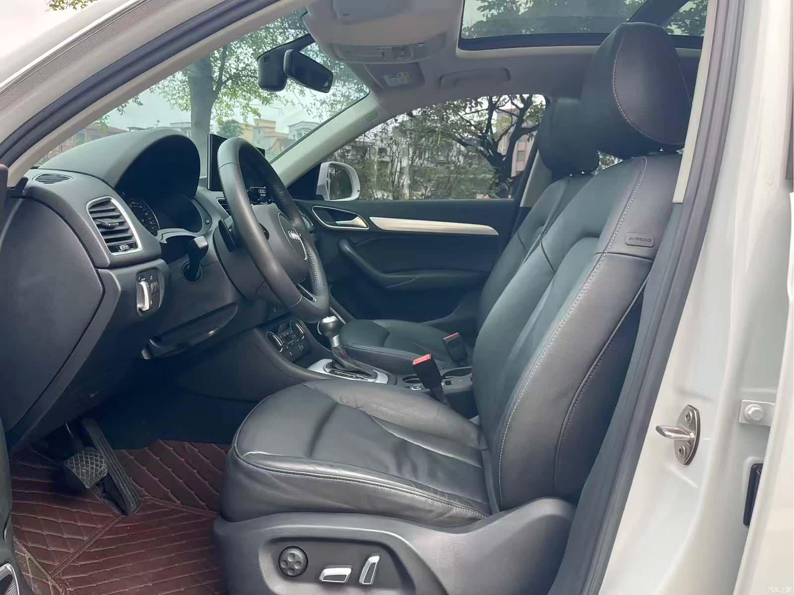 Audi Q3, 2019 все фото