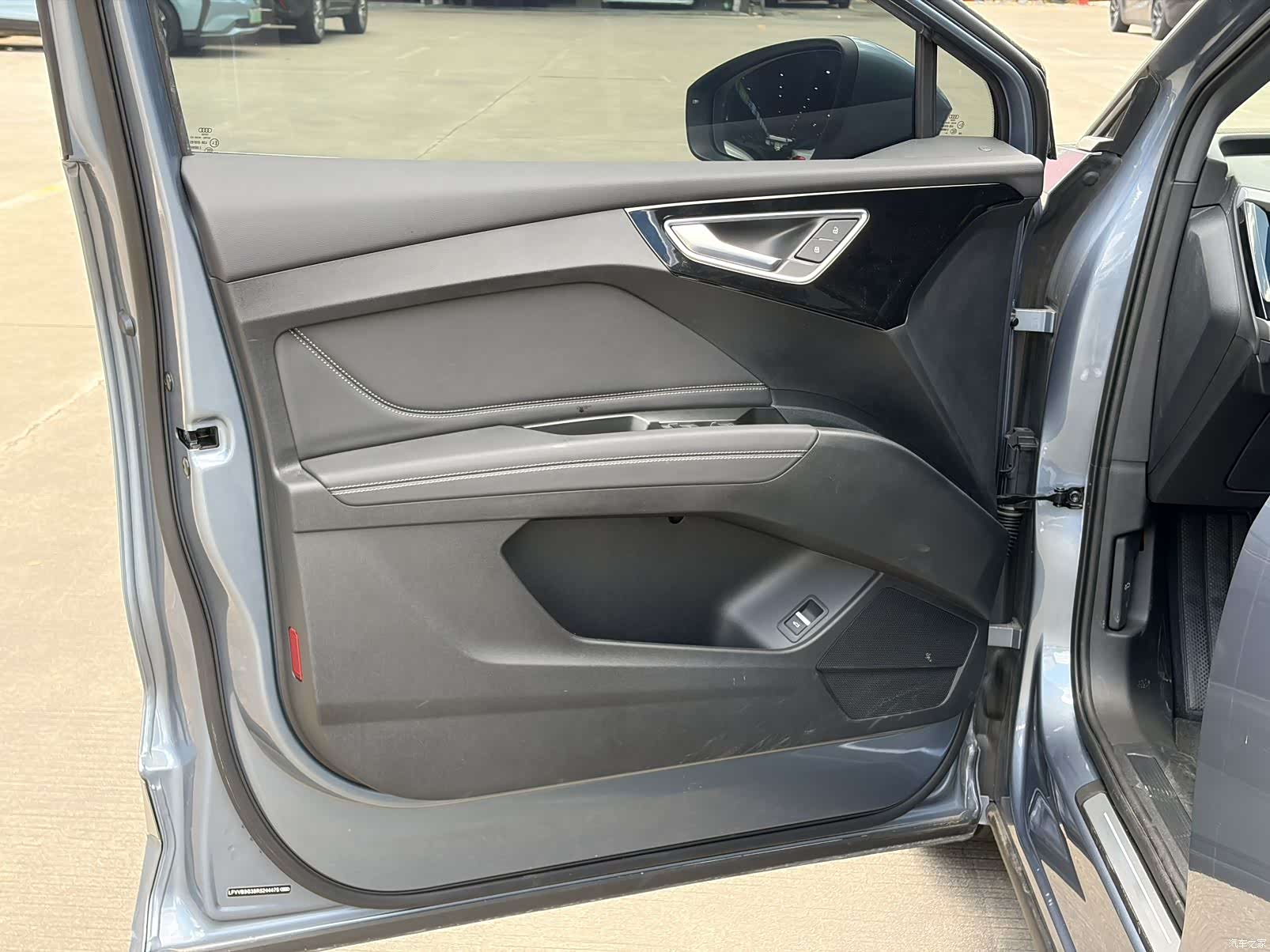 Audi Q4 e-tron, 2025 17