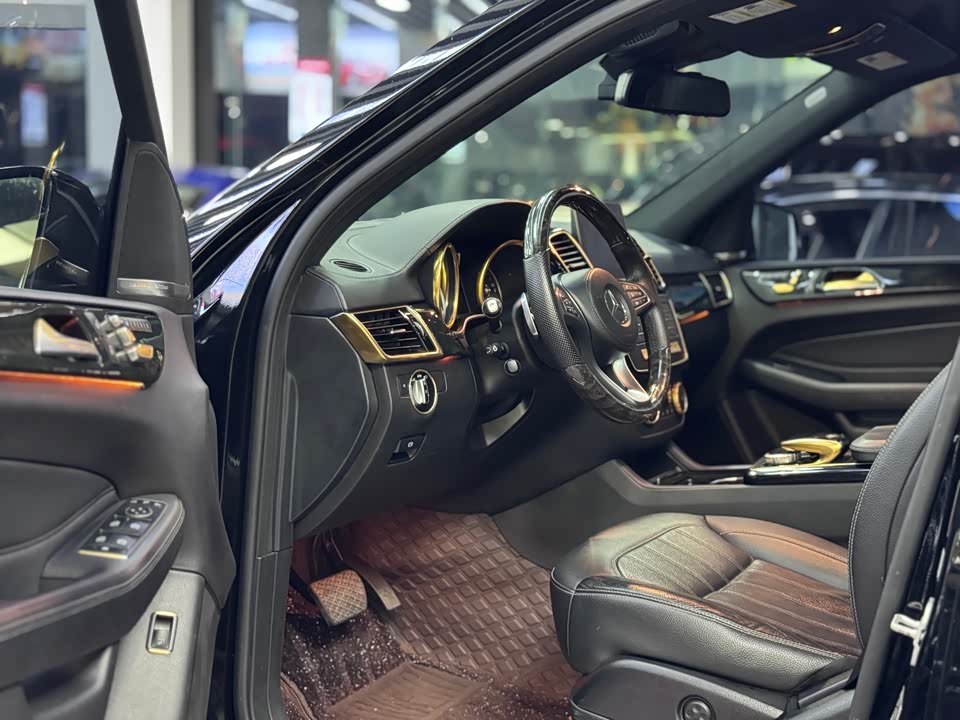 Mercedes-Benz GLS