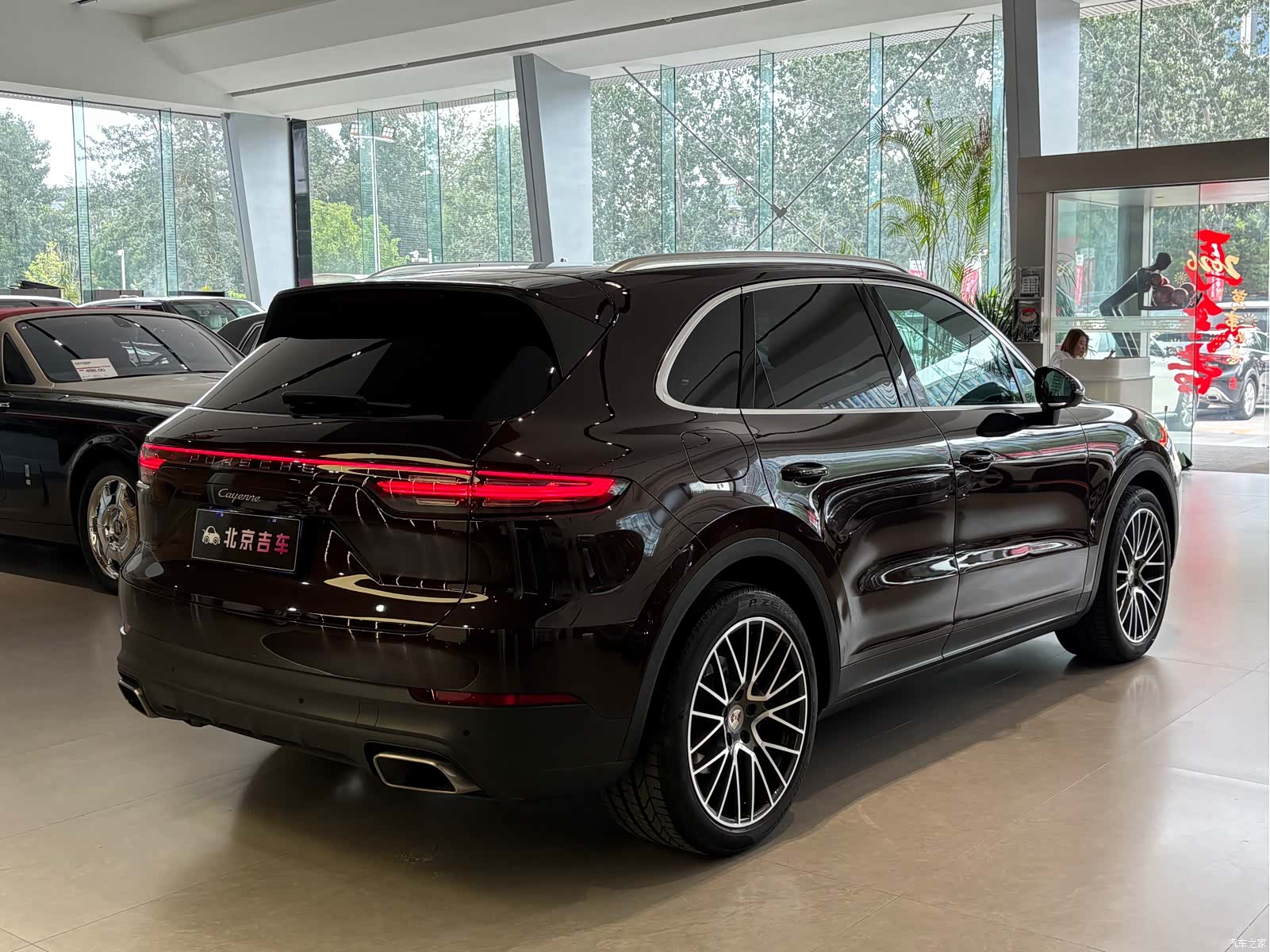 Porsche Cayenne, 2018 все фото