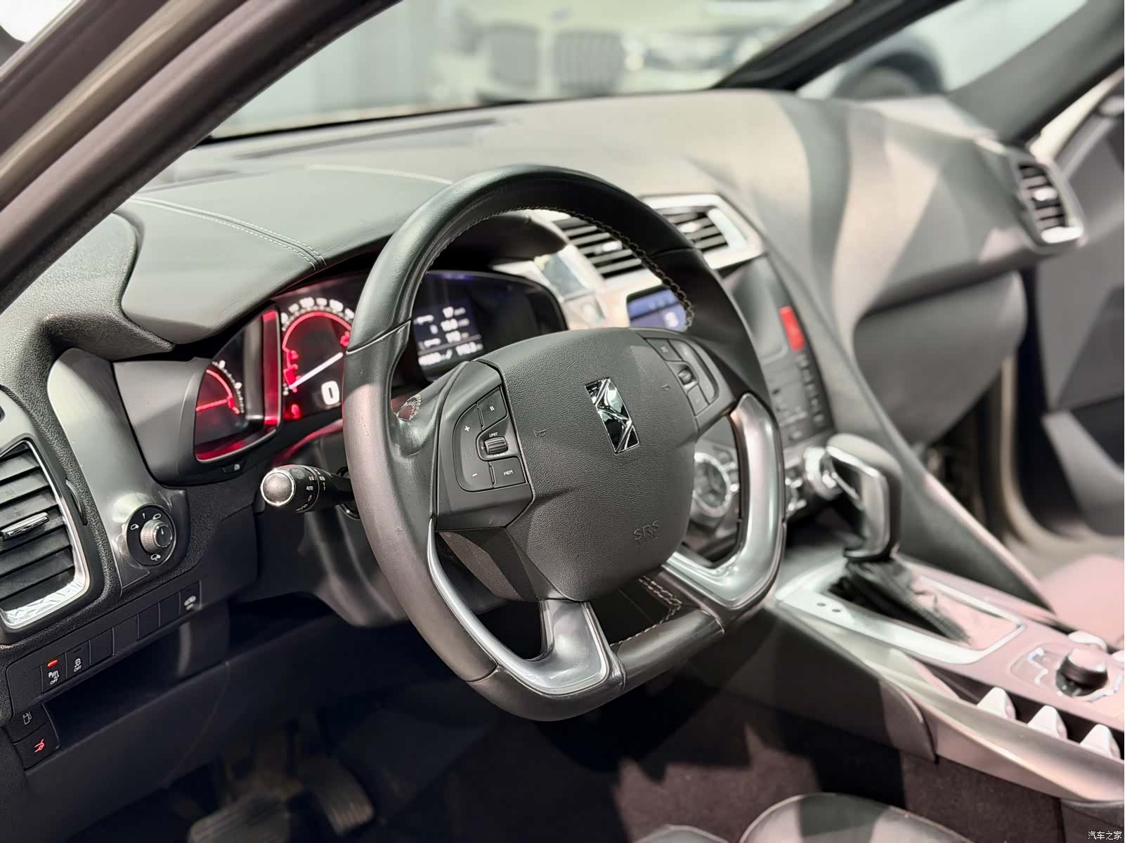 DS 5, 2014 9