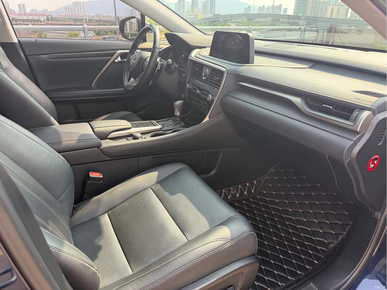 Lexus RX, 2019 12