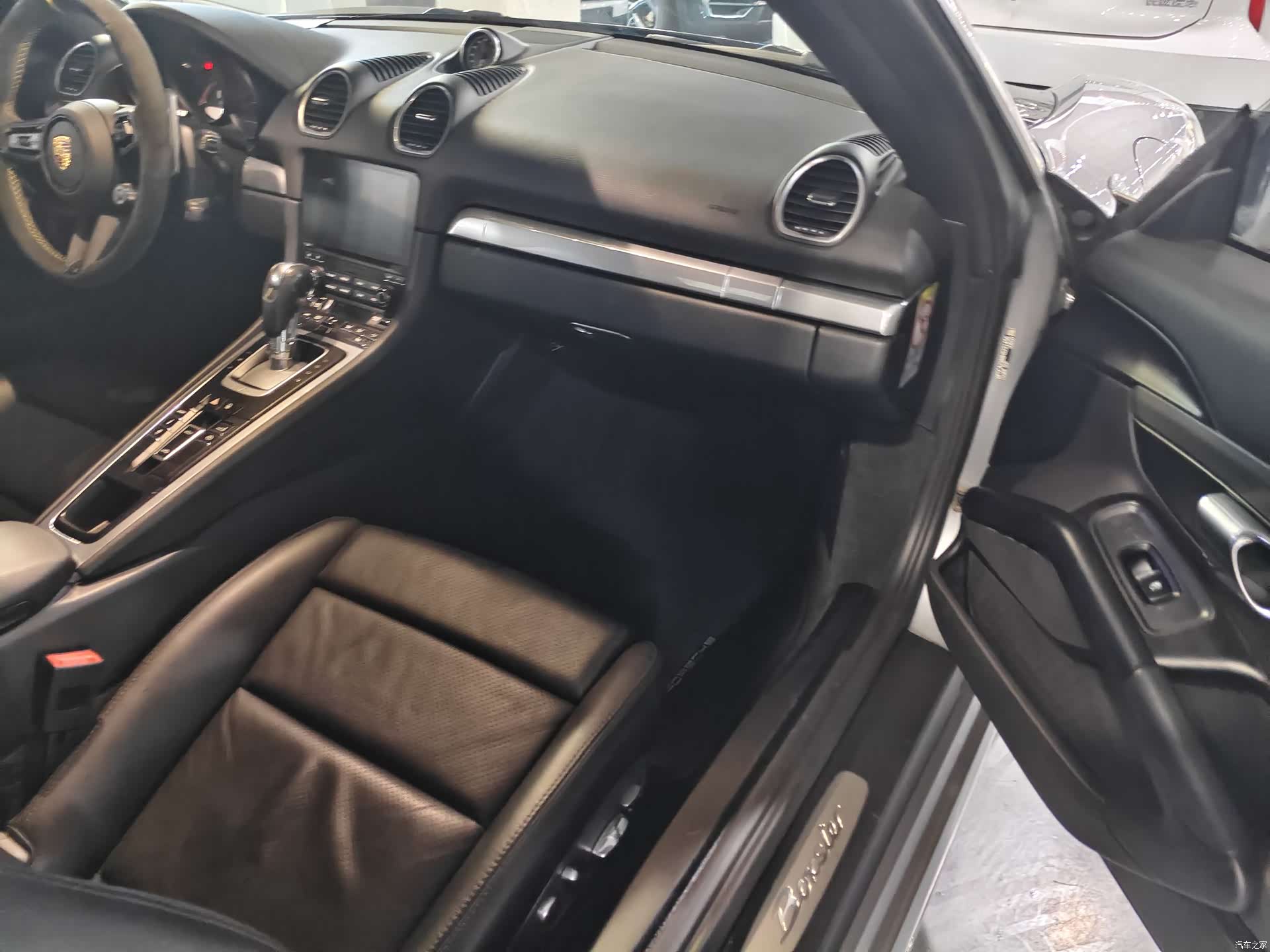 Porsche Boxster, 2016 12