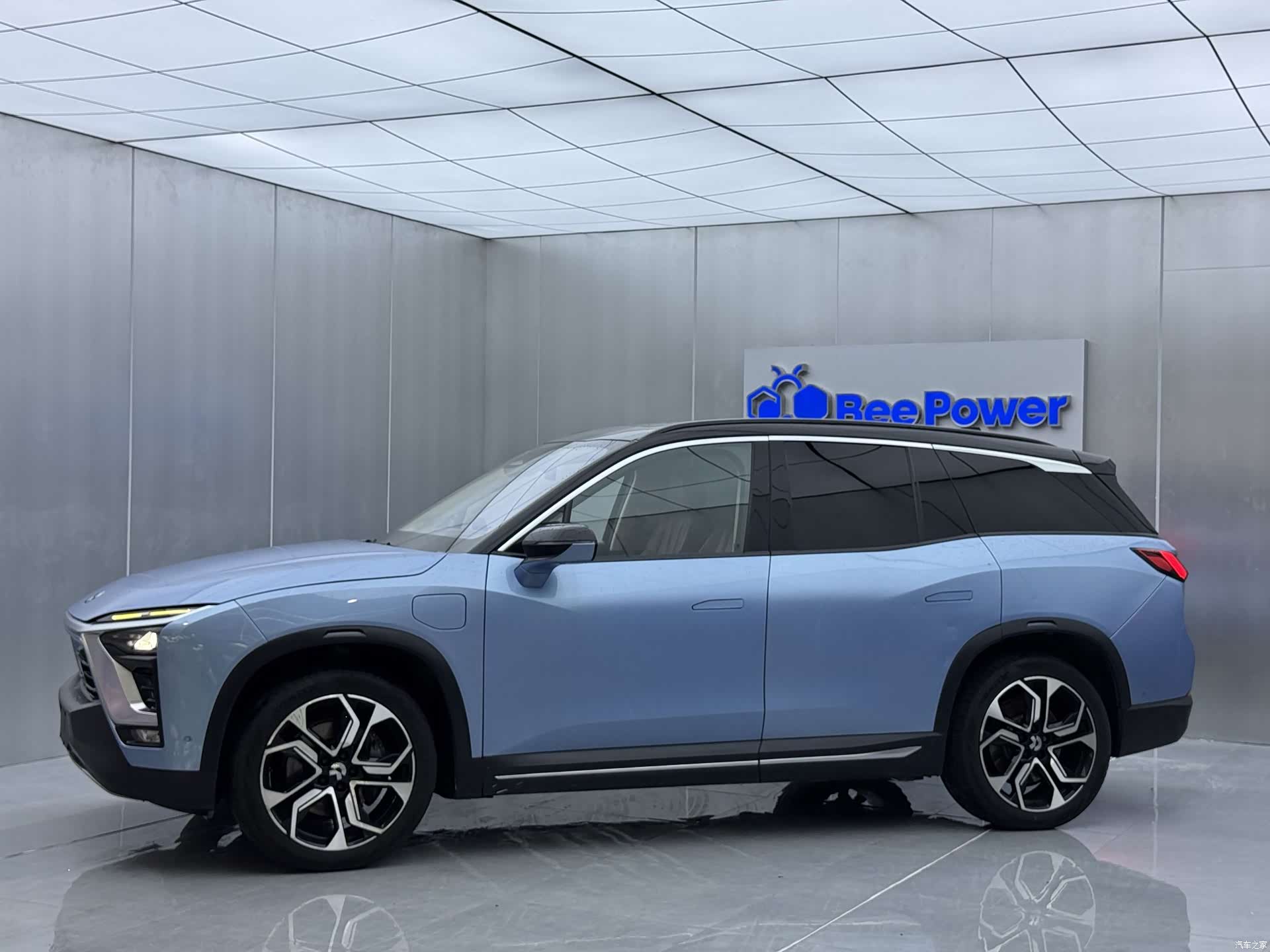 NIO ES8, 2018 4