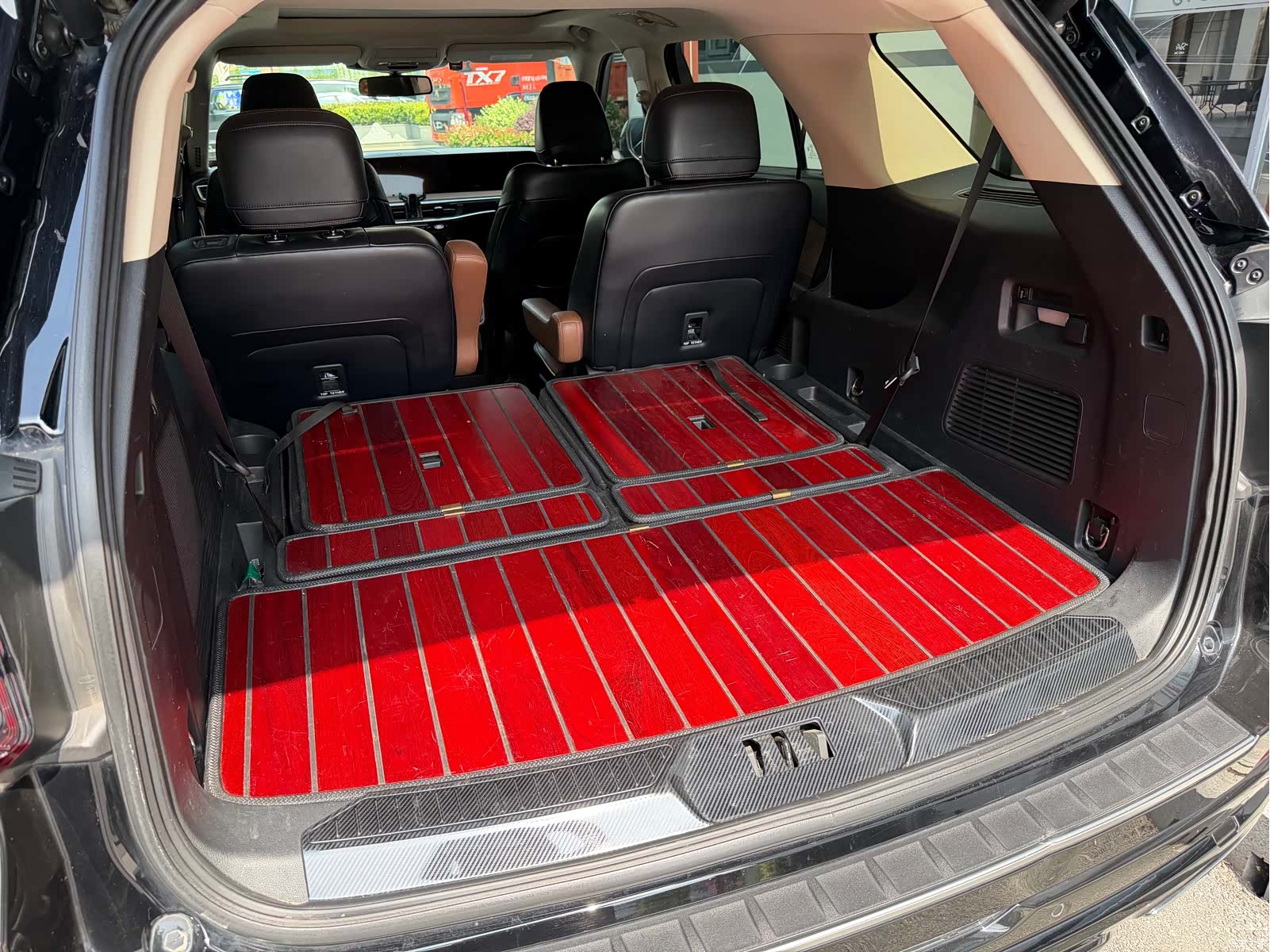 Ford Explorer, 2023 17