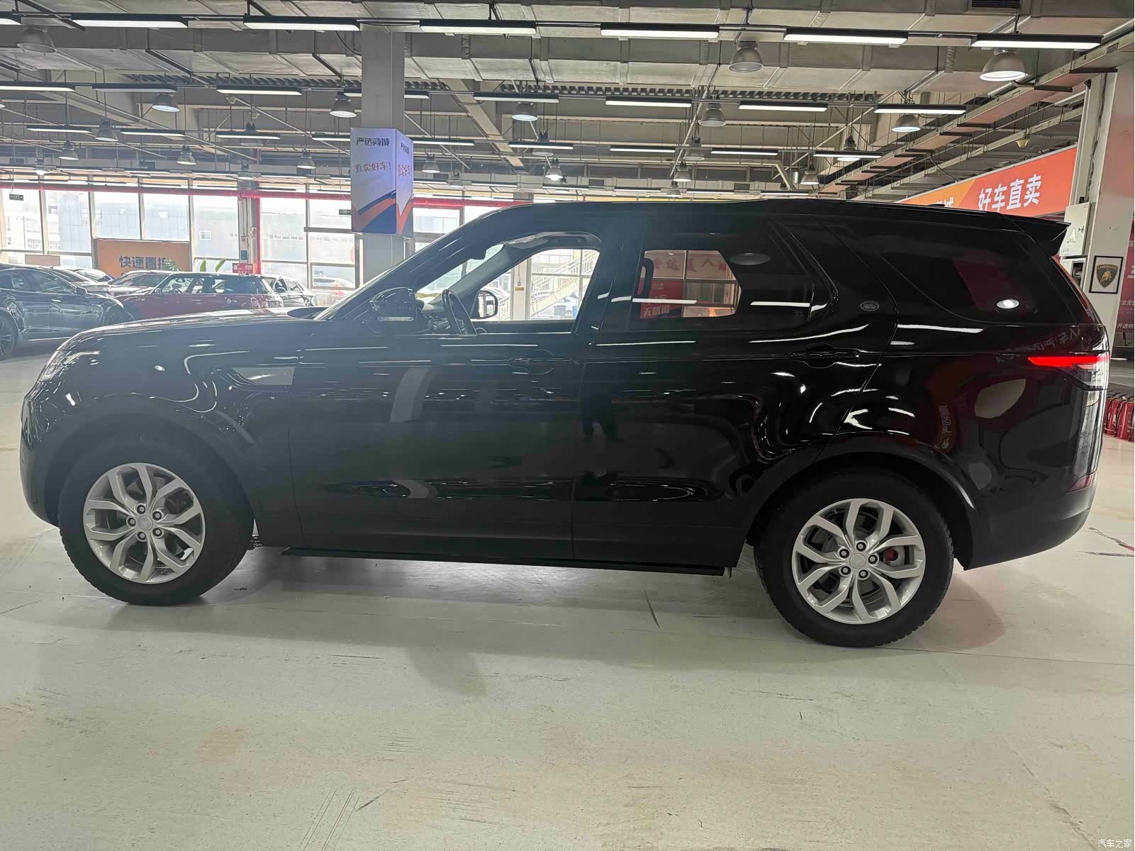 Land Rover Discovery, 2017 4