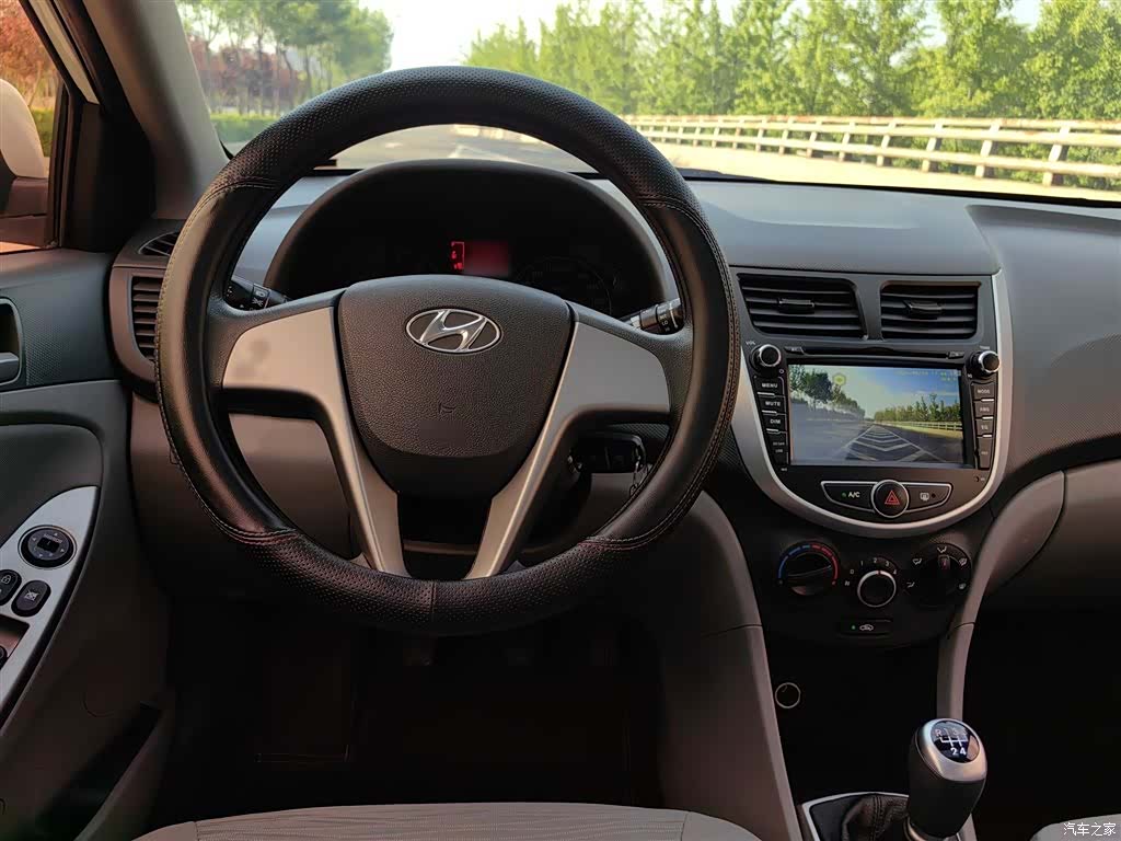 Hyundai GLS, 2017 3