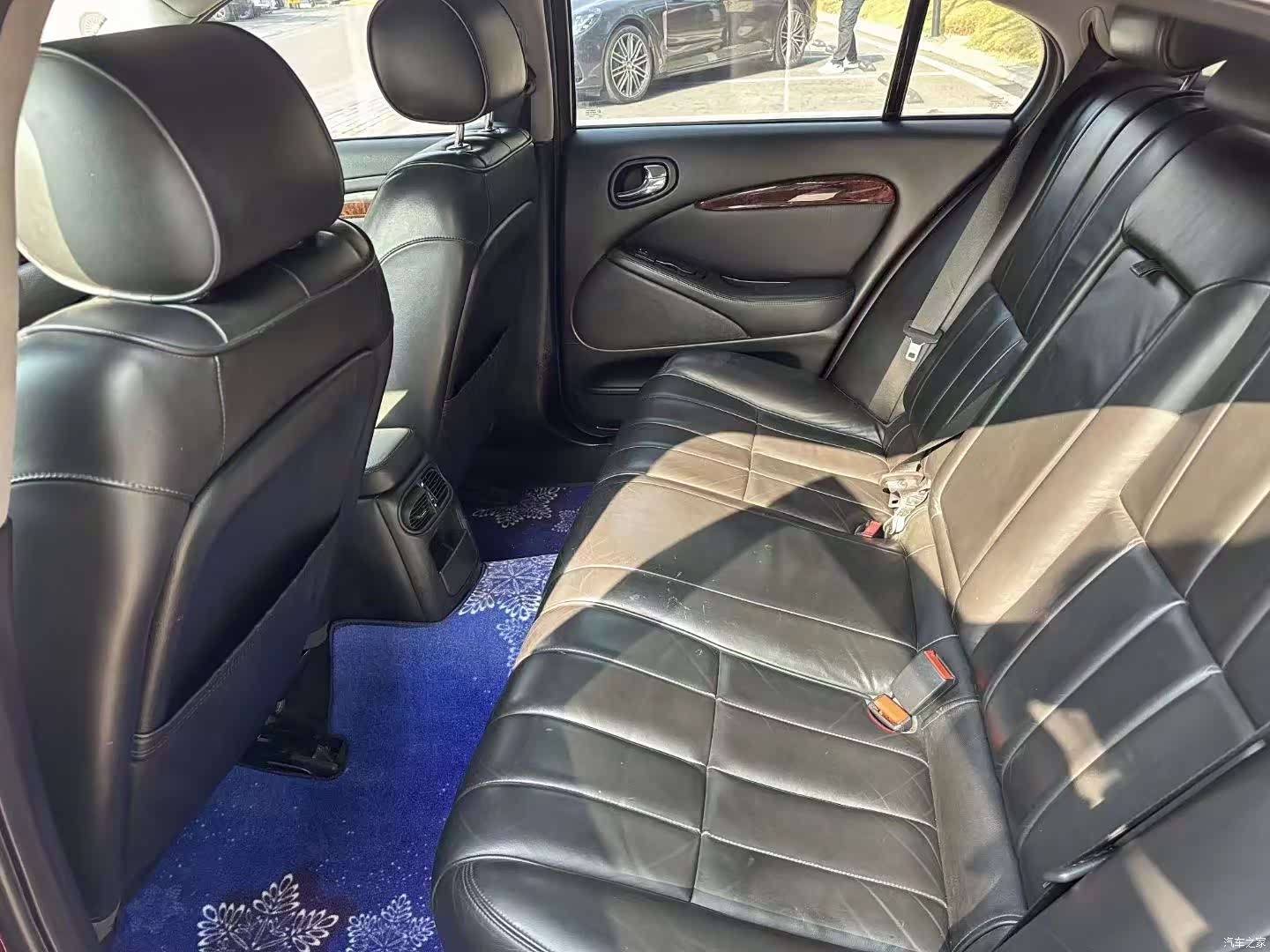 Jaguar S-TYPE, 2008 7
