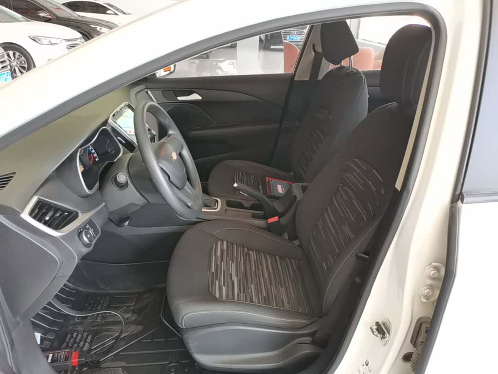 Chevrolet 320, 2018 15