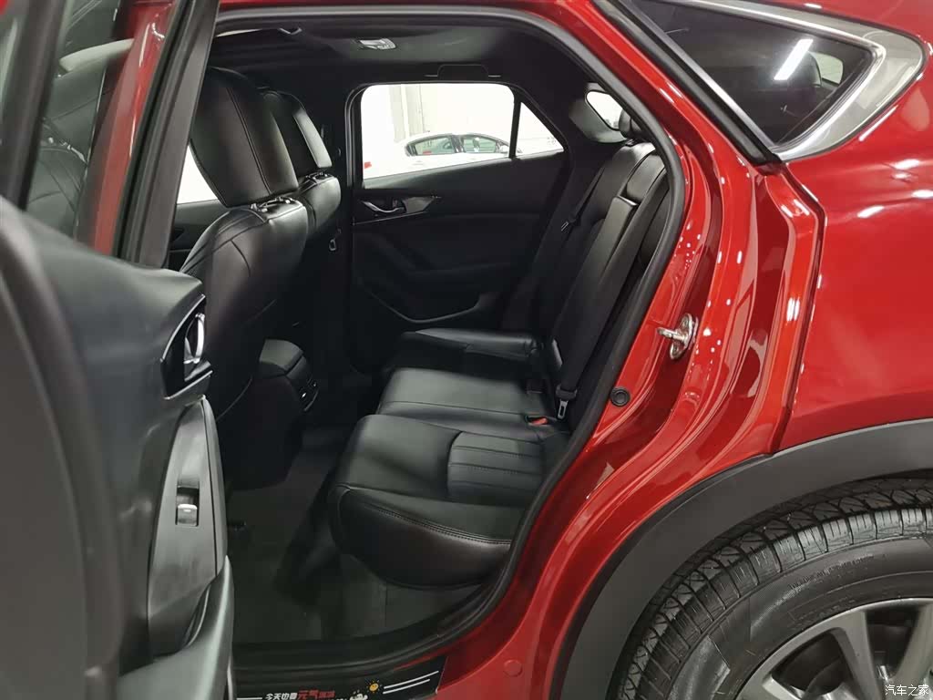 Mazda CX-4, 2021 15
