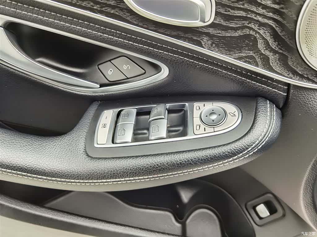 Mercedes-Benz C-Class, 2018 9