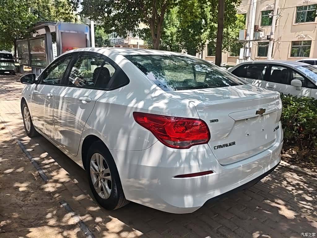 Chevrolet 320, 2017 все фото