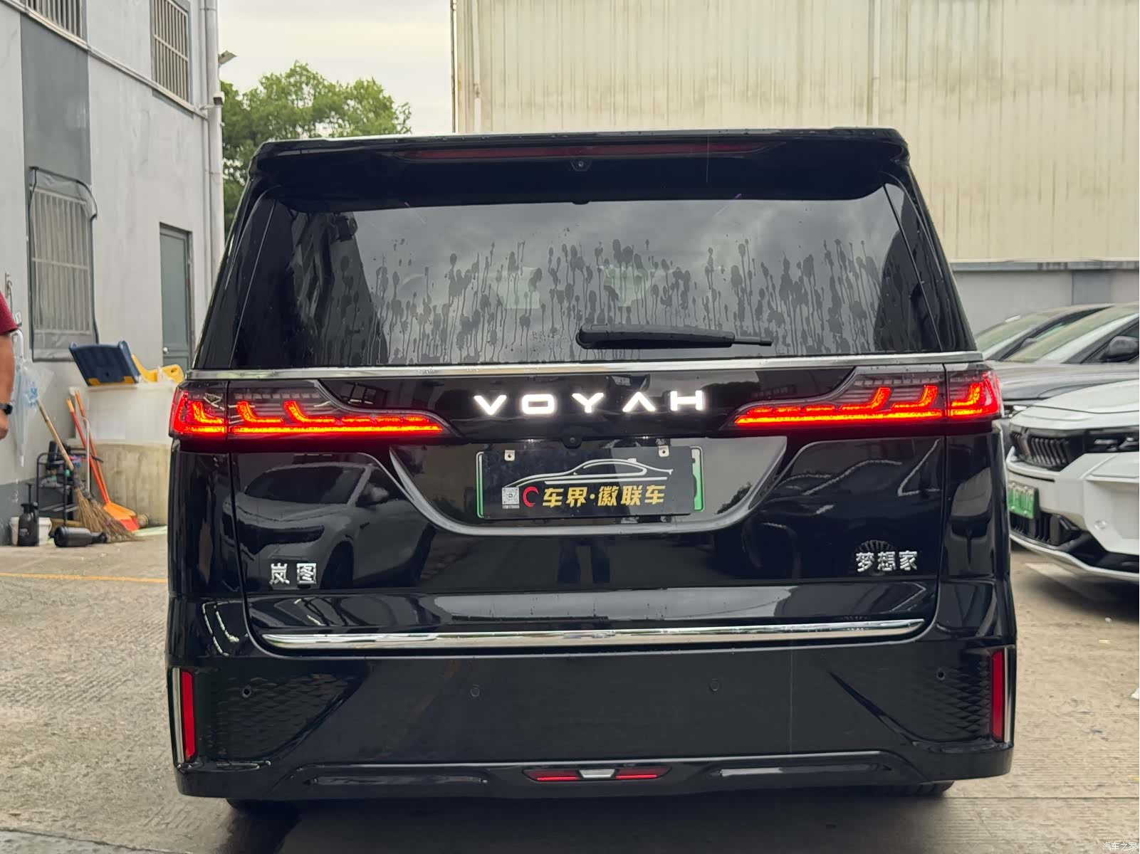 Voyah Dreamer, 2024 11