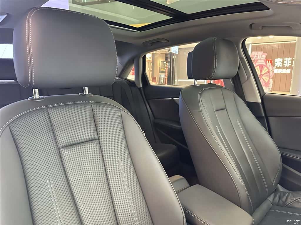 Audi A4L, 2021 25