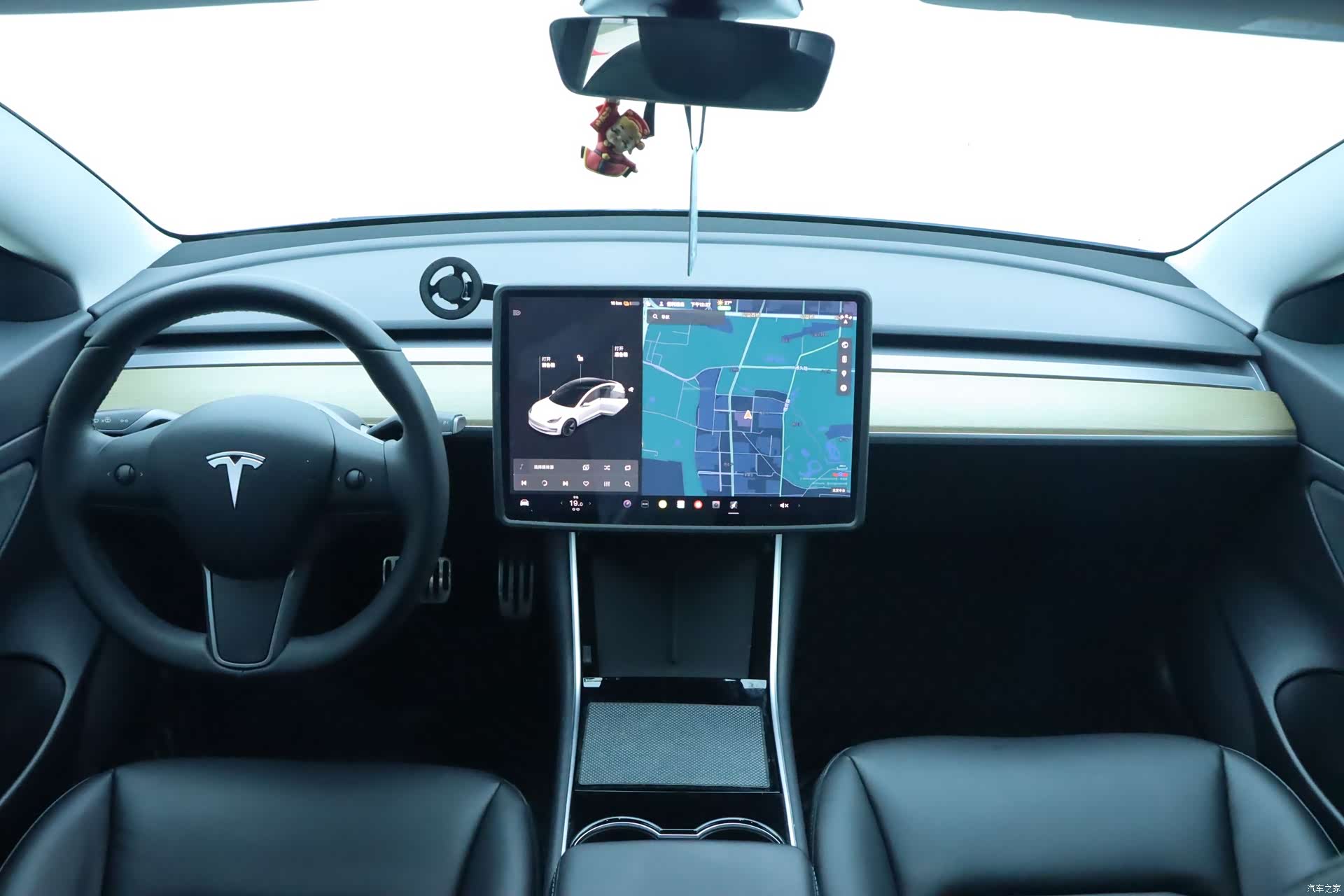Tesla Model 3, 2020 12