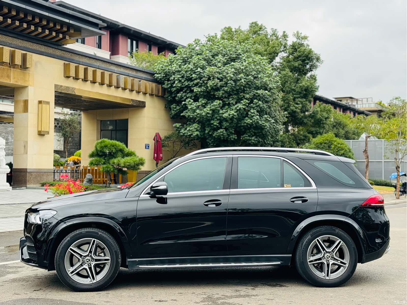 Mercedes-Benz GLE, 2022 13