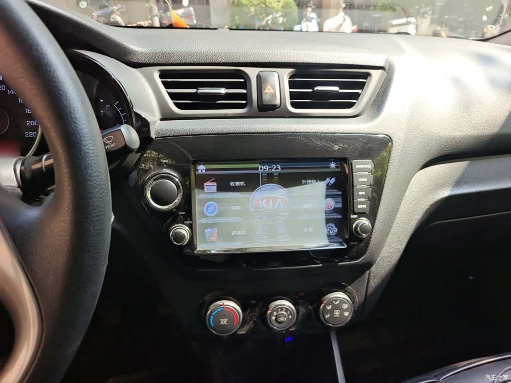 Kia K2, 2015 6