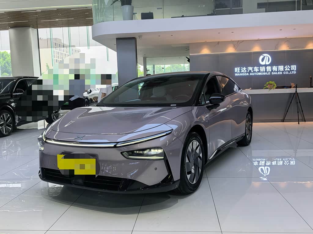 XPENG P7+