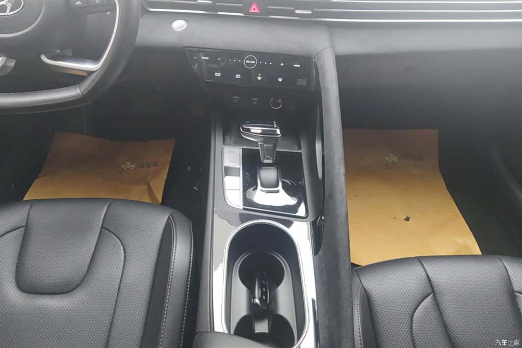 Hyundai Elantra, 2021 16