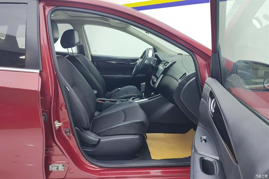 Nissan Tiida, 2020 8
