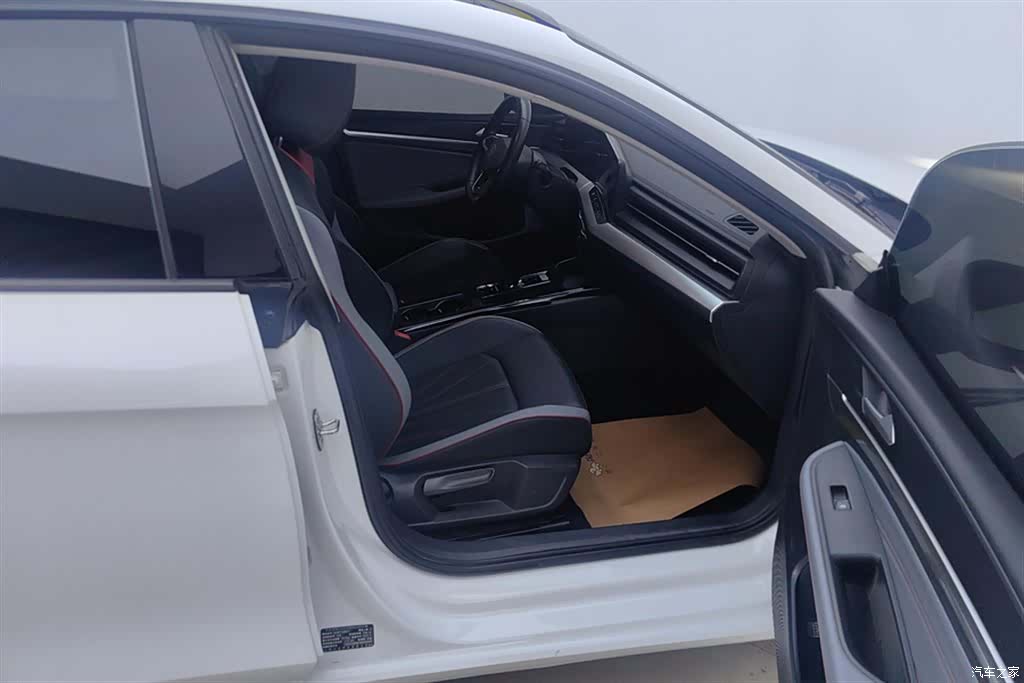 Volkswagen Lamando, 2023 8