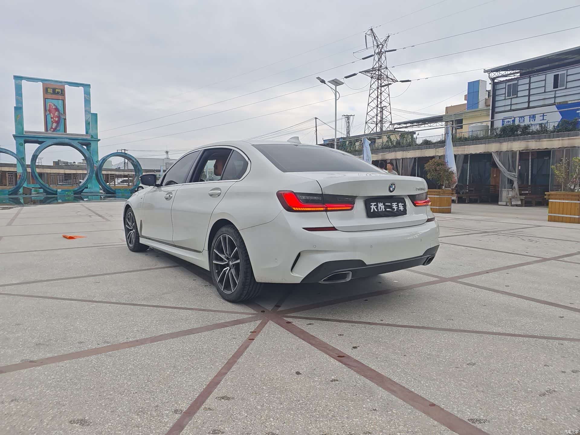 BMW 3 Series, 2019 11