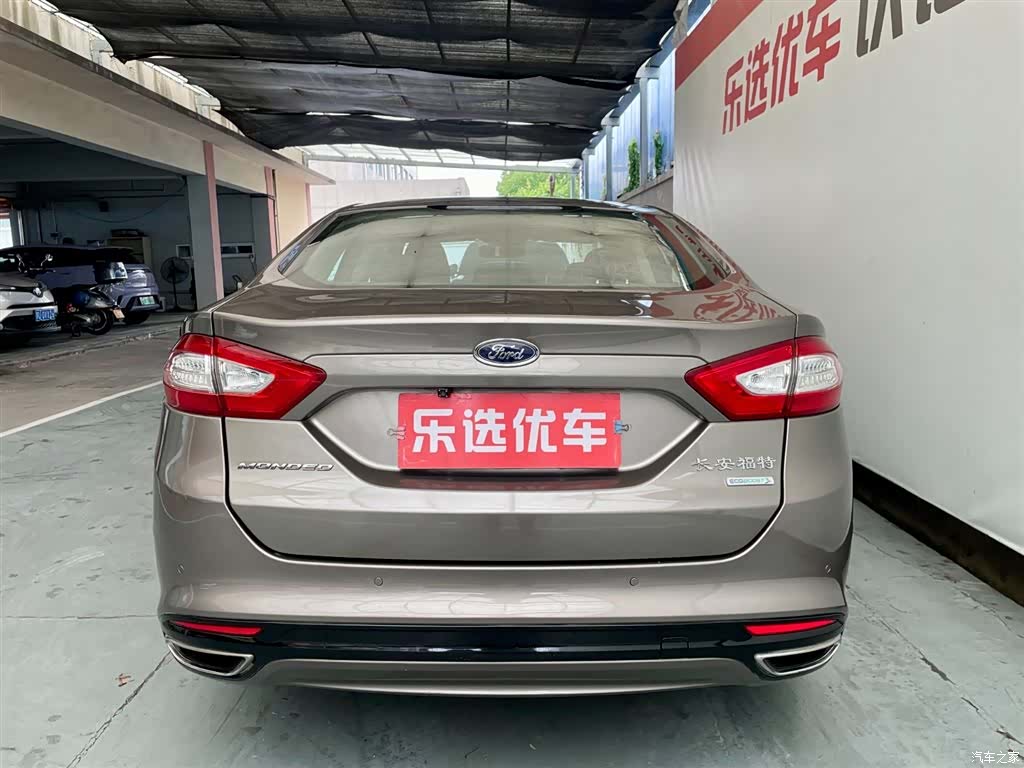 Ford Mondeo, 2015 4