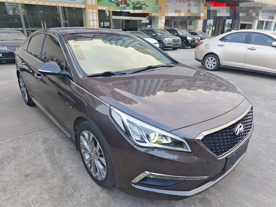 Hyundai Sonata