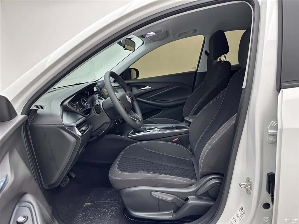 Buick Verano, 2023 19