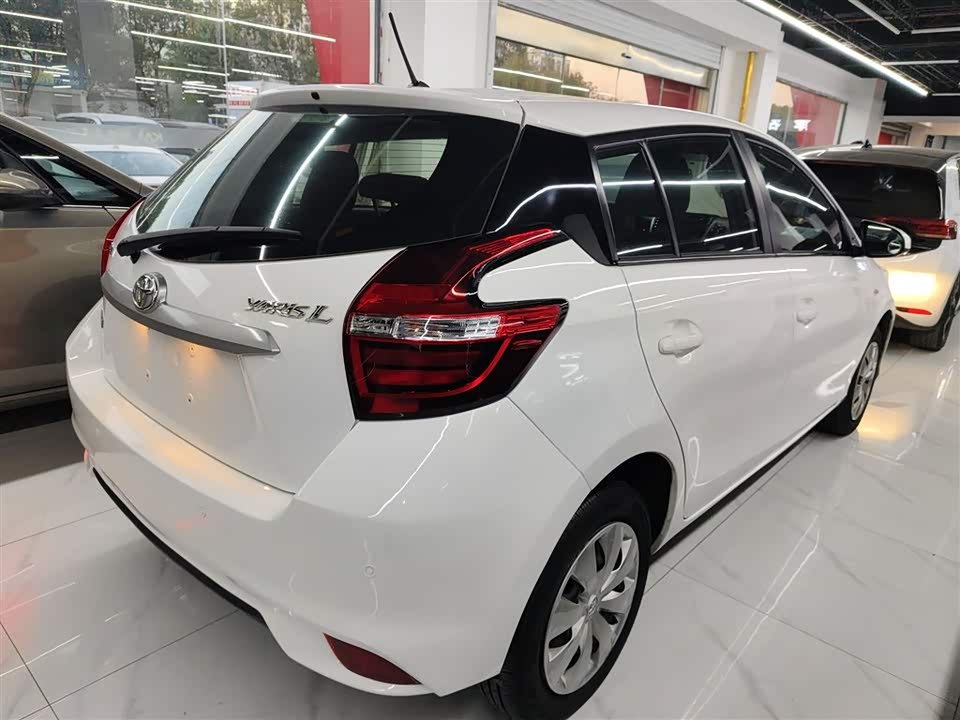 Toyota YARiS L Zhixuan