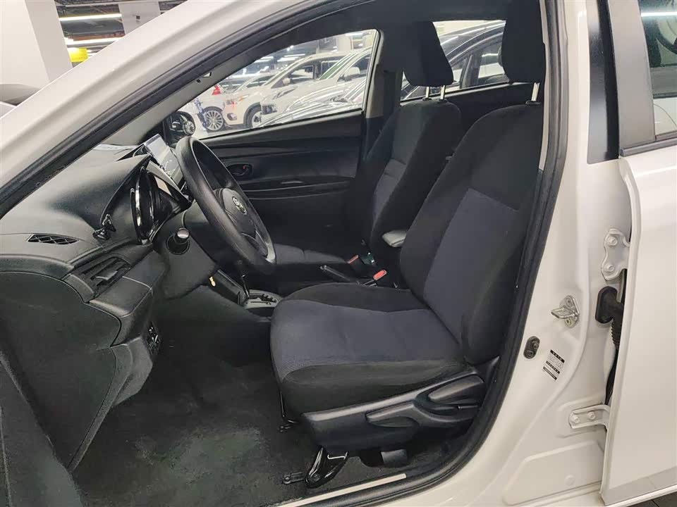 Toyota YARiS L Zhixuan
