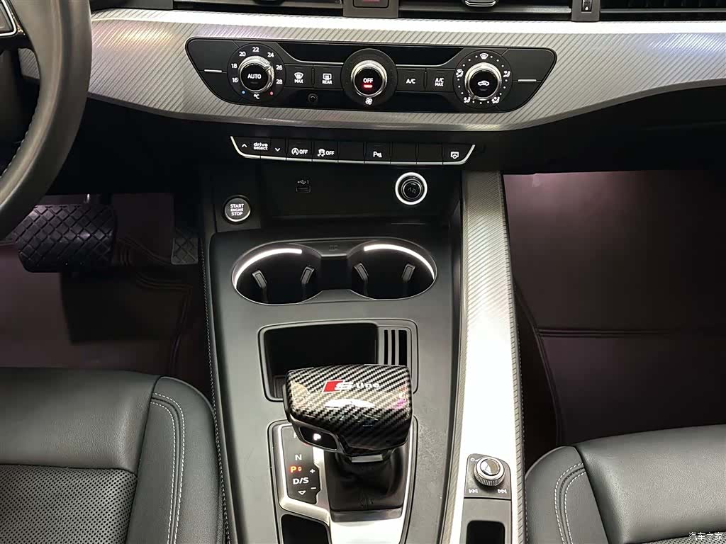 Audi A4L, 2021 20