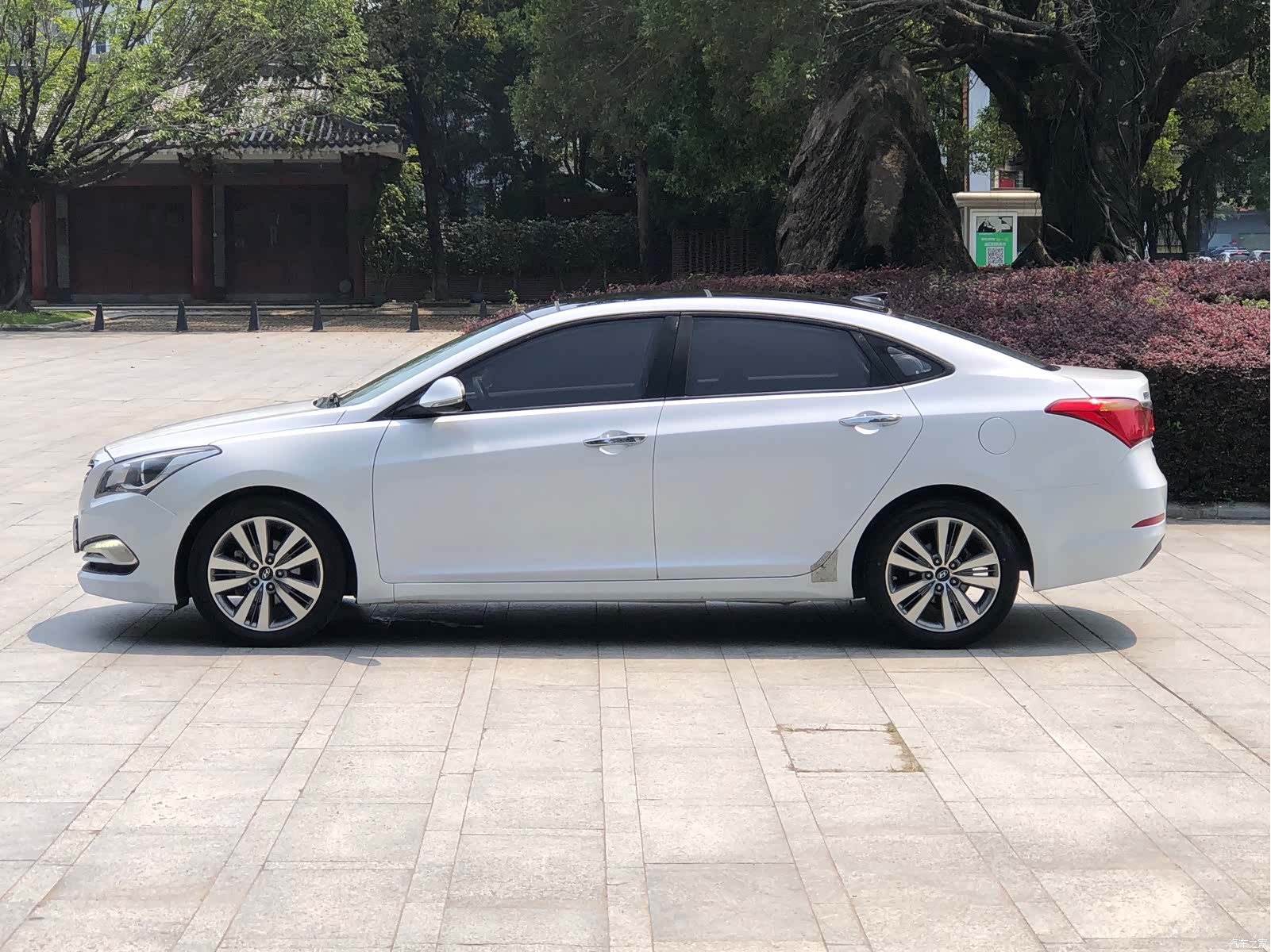 Hyundai GLS, 2017 18
