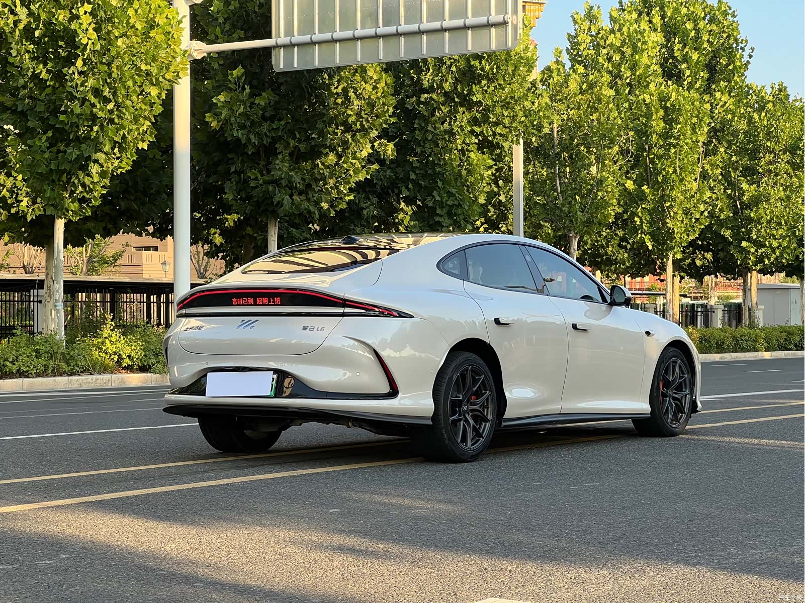 IM Motors L6, 2024 7