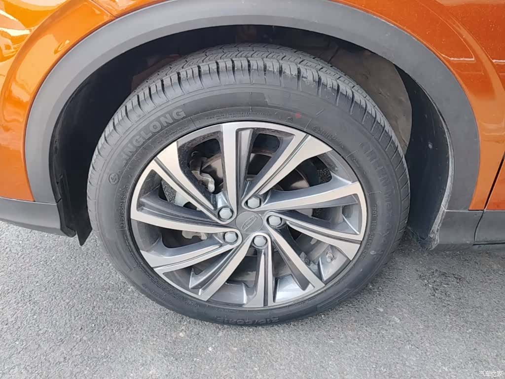 Geely Coolray, 2020 23