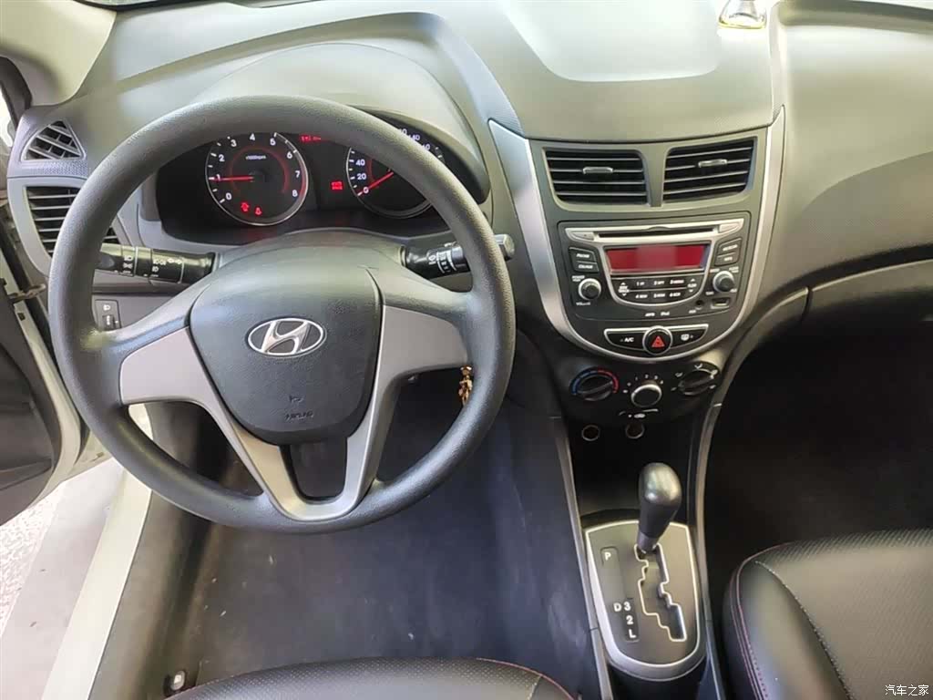 Hyundai GLX, 2016 10