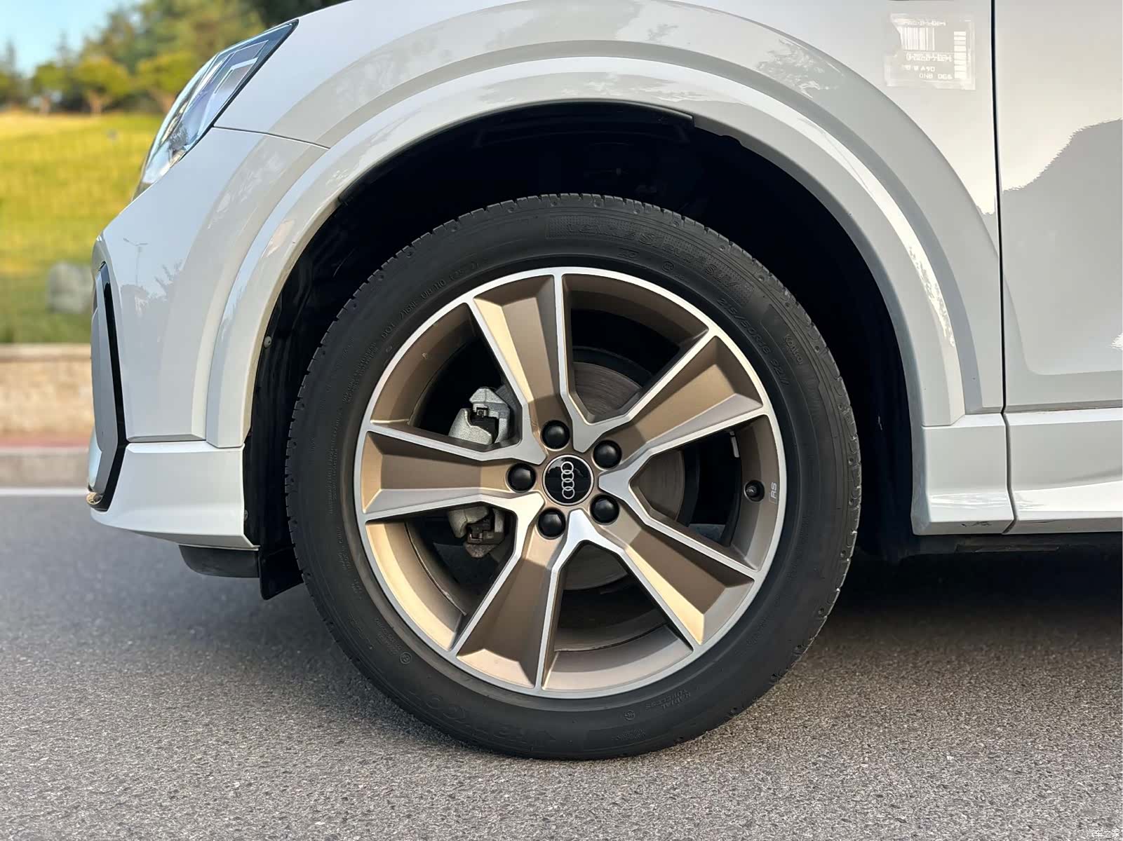 Audi Q2L, 2023 14