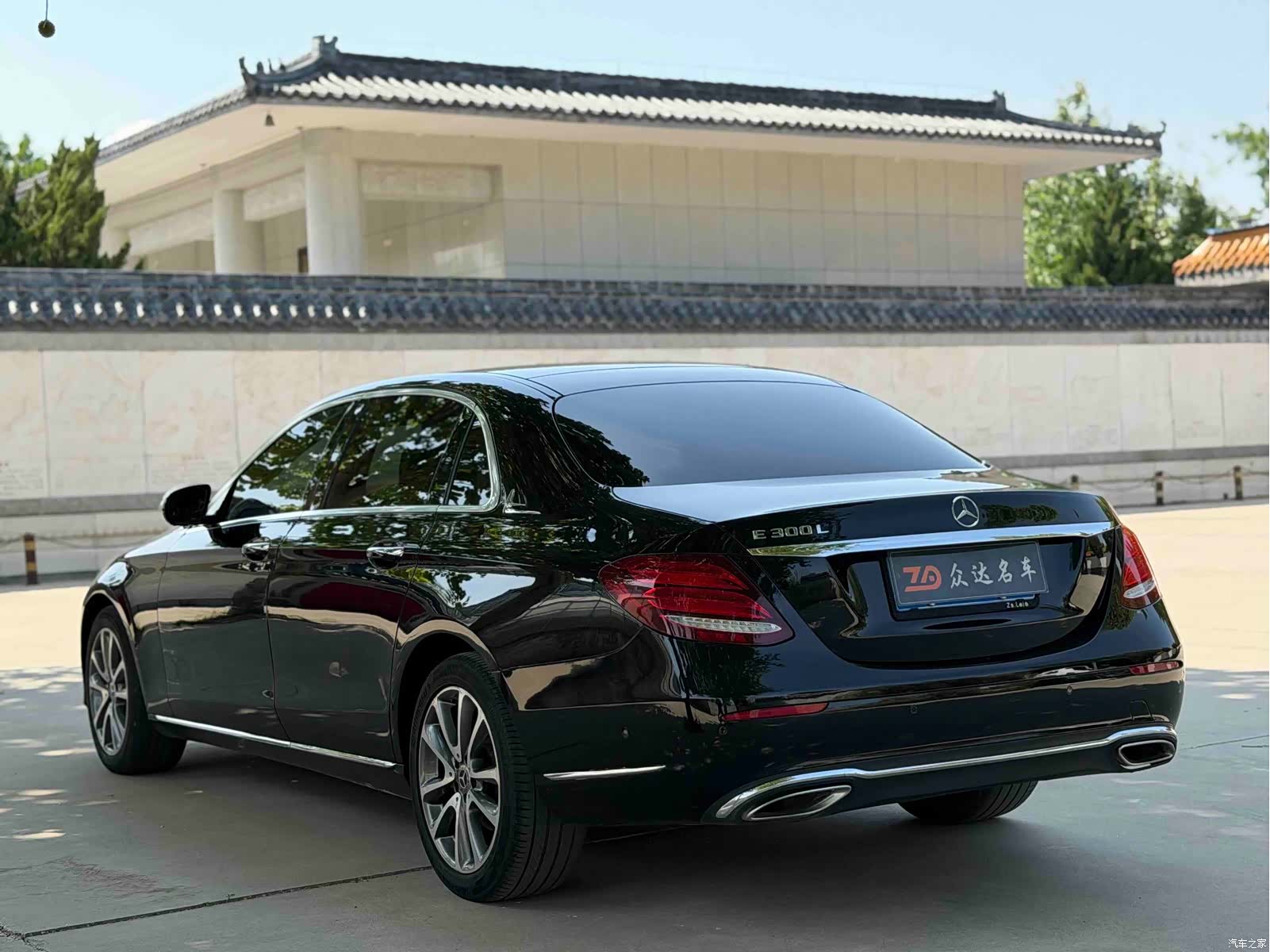 Mercedes-Benz E-Class, 2019 16